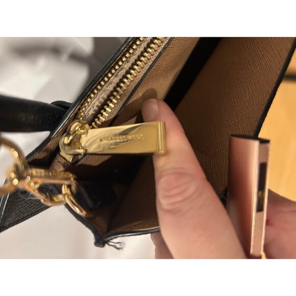 Michael Kors Small Leather Black Jet Set Tote Crossbody Bag Gold Hardware - Picture 7 of 10